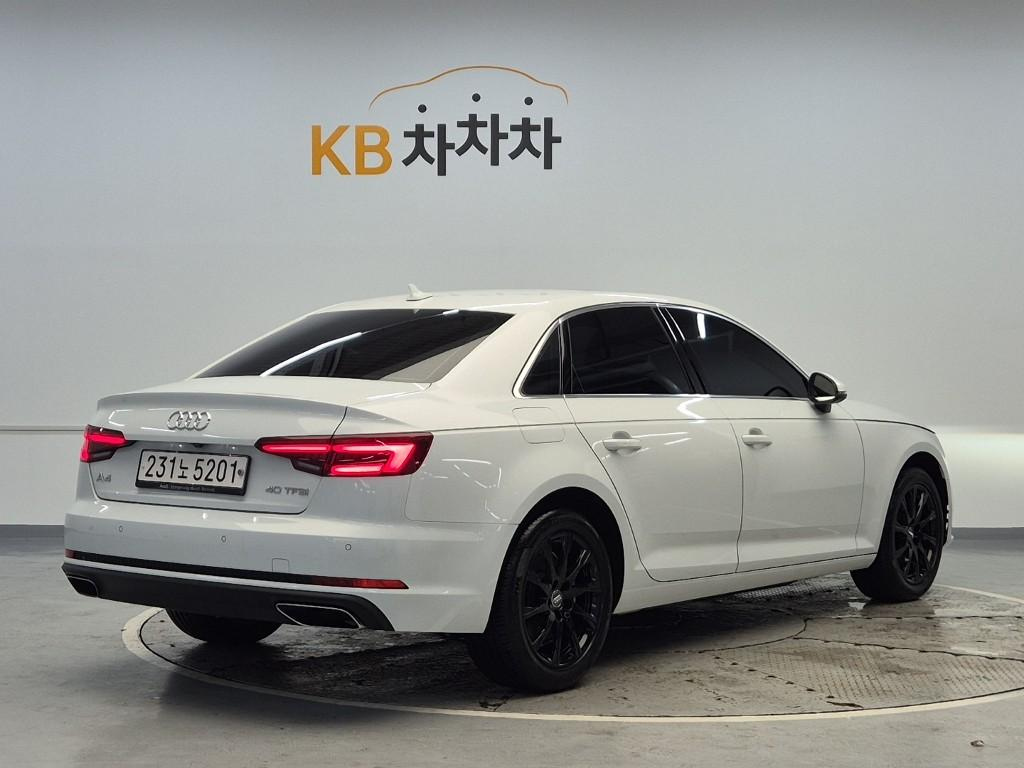 AUDI A4 B9 2019