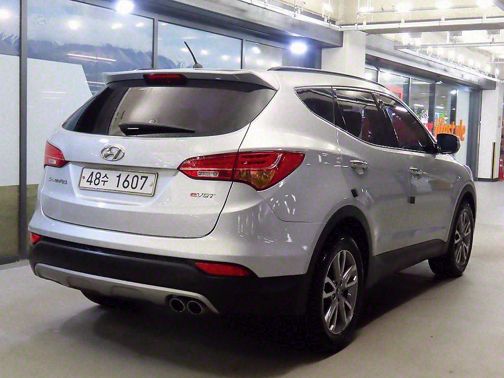 HYUNDAI SANTAFE DM 2012