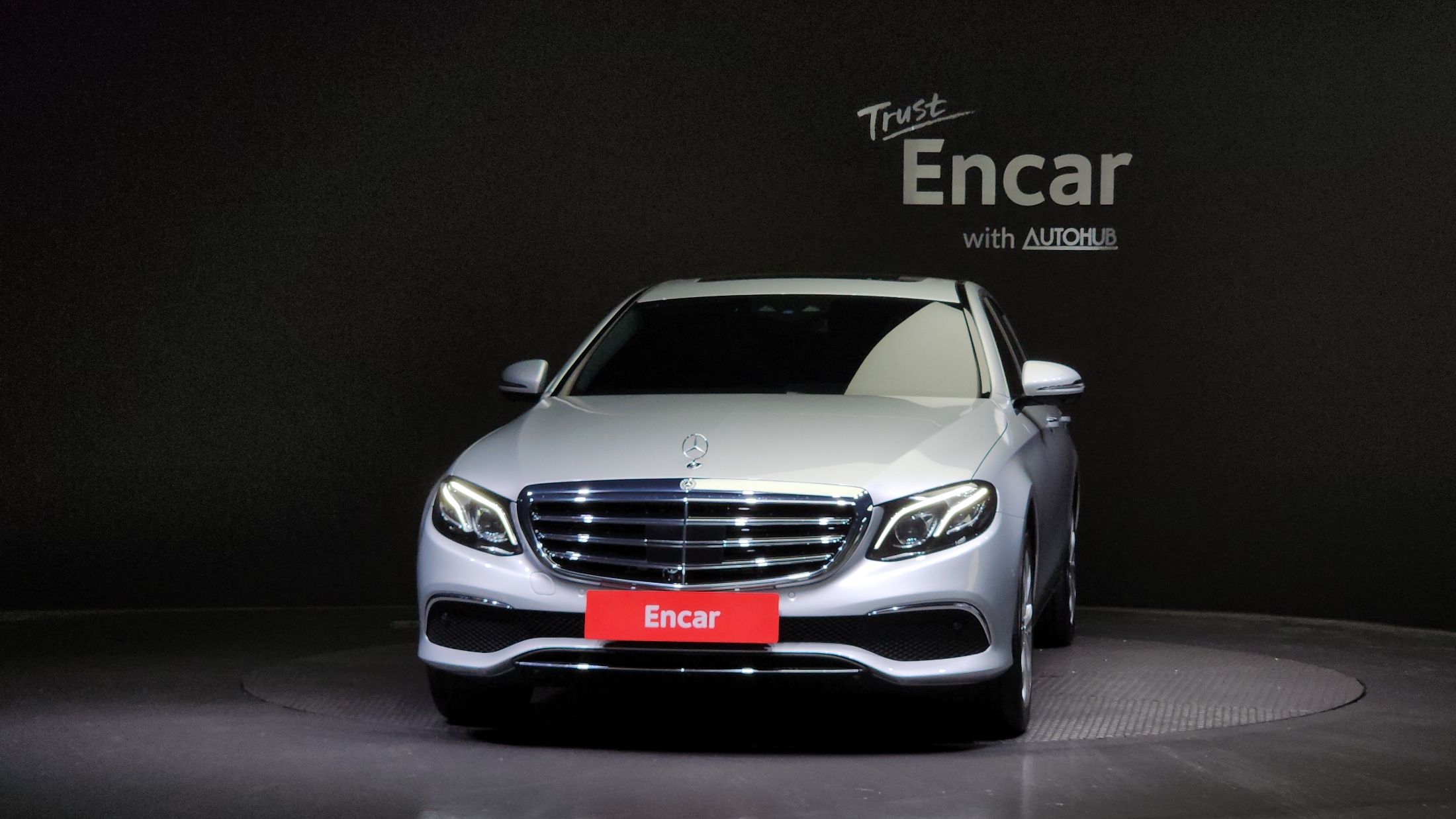 MERCEDES BENZ E-CLASS W213 2020