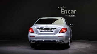 MERCEDES BENZ E-CLASS W213 2020