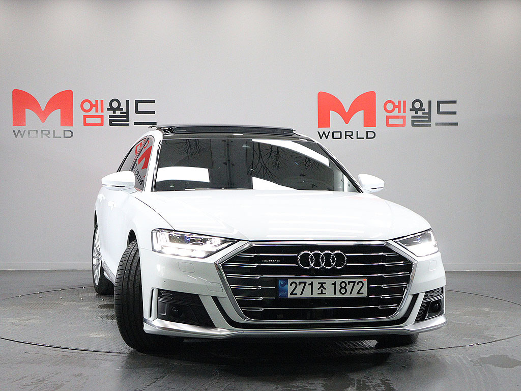 AUDI A8 D5 2021