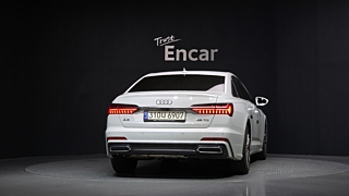 AUDI A6 C8 2021