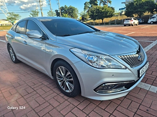 HYUNDAI GRANDEUR HG 2015