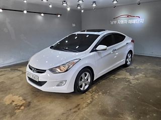 HYUNDAI AVANTE MD 2013