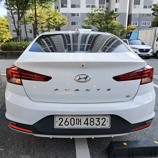 HYUNDAI AVANTE AD 2019