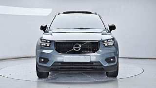 VOLVO XC40 2020