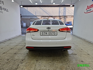 KIA K3 2016