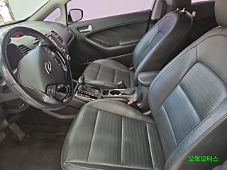KIA K3 2016