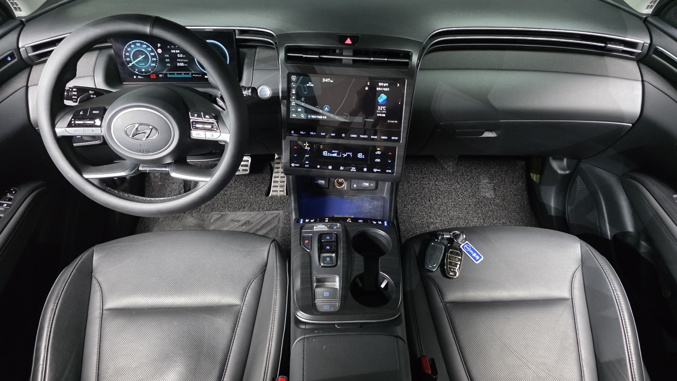 HYUNDAI TUCSON NX4 2022
