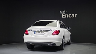 MERCEDES BENZ C-CLASS W205 2020