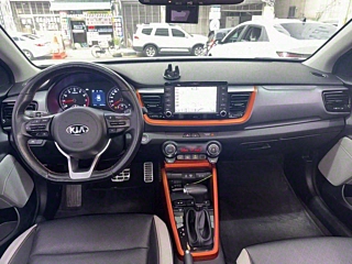 KIA STONIC 2018