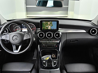 MERCEDES BENZ C-CLASS W205 2016