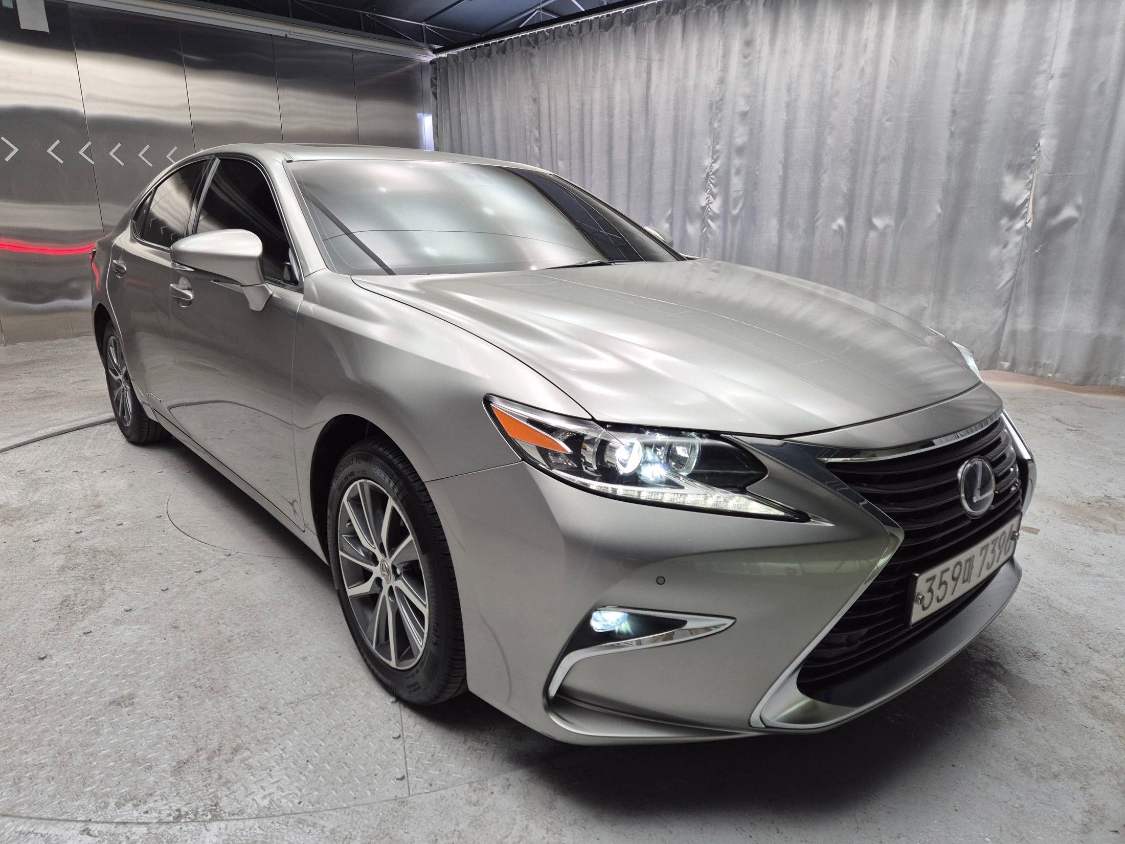 LEXUS ES300H 2016