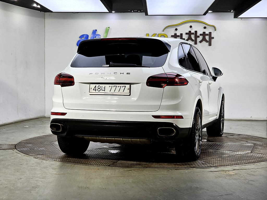 PORSCHE CAYENNE 2017