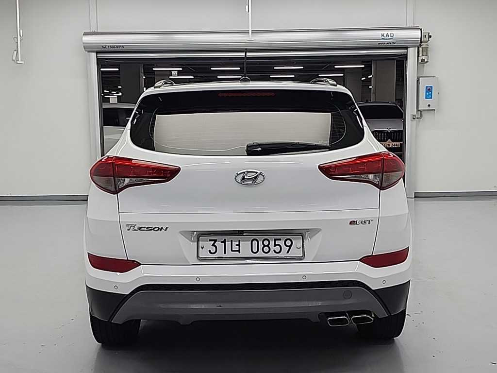 HYUNDAI TUCSON 2015
