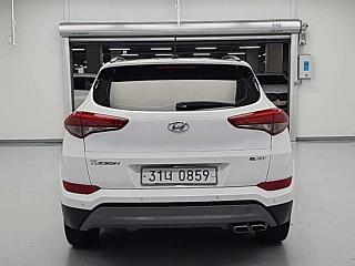 HYUNDAI TUCSON 2015