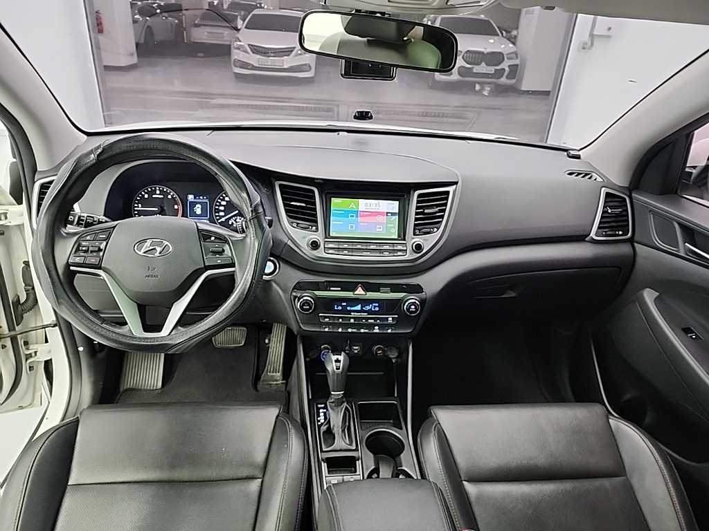HYUNDAI TUCSON 2015