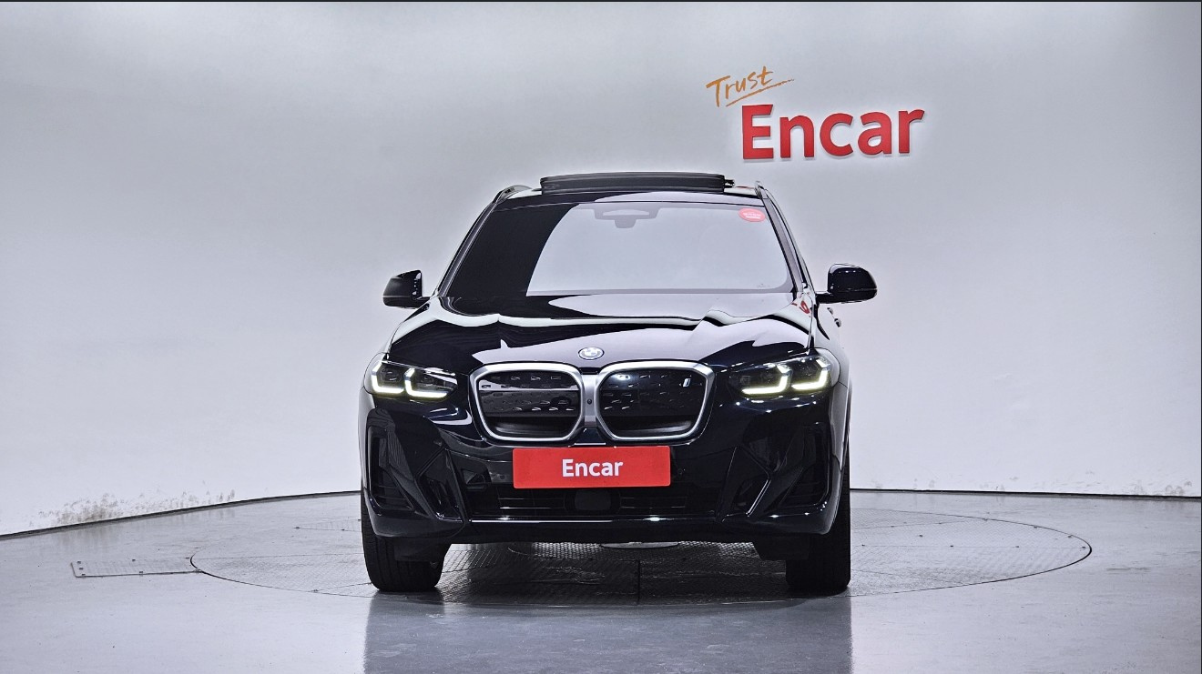 BMW IX3 2024