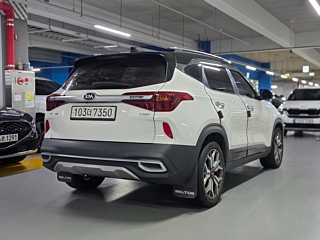 KIA SELTOS 2019