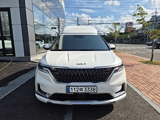 KIA CARNIVAL  4 GENERATION 9 Seater High Limousine 2021