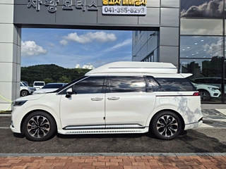 KIA CARNIVAL  4 GENERATION 9 Seater High Limousine 2021