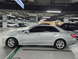 MERCEDES BENZ E-CLASS W212 2011