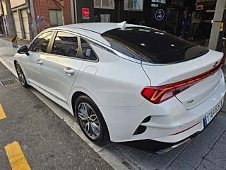 KIA K5 HYBRID  3 GENERATION Signature 2020