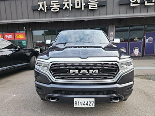 DODGE RAM PICK UP  5.7 2019