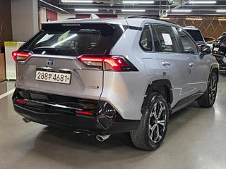 TOYOTA RAV4 2023