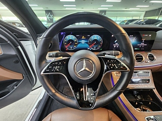 MERCEDES BENZ E-CLASS W213 2021