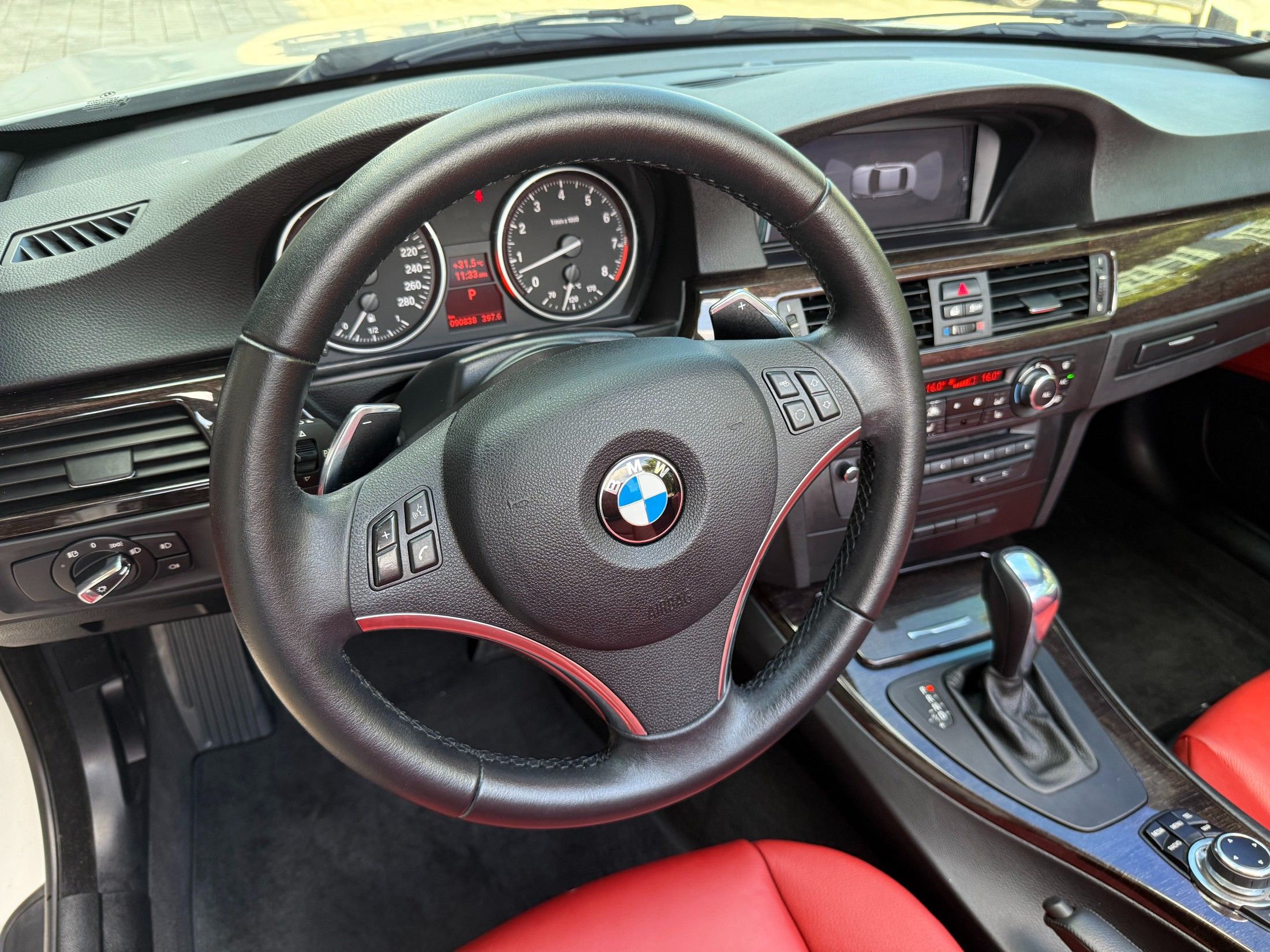 BMW 3-SERIES E90 2013