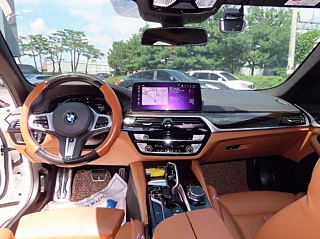 BMW 5-SERIES G30 520i M Sport 2020