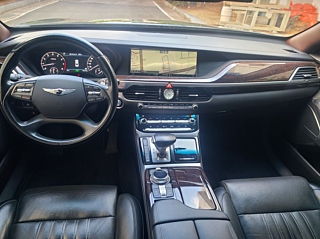 GENESIS EQ900 2016