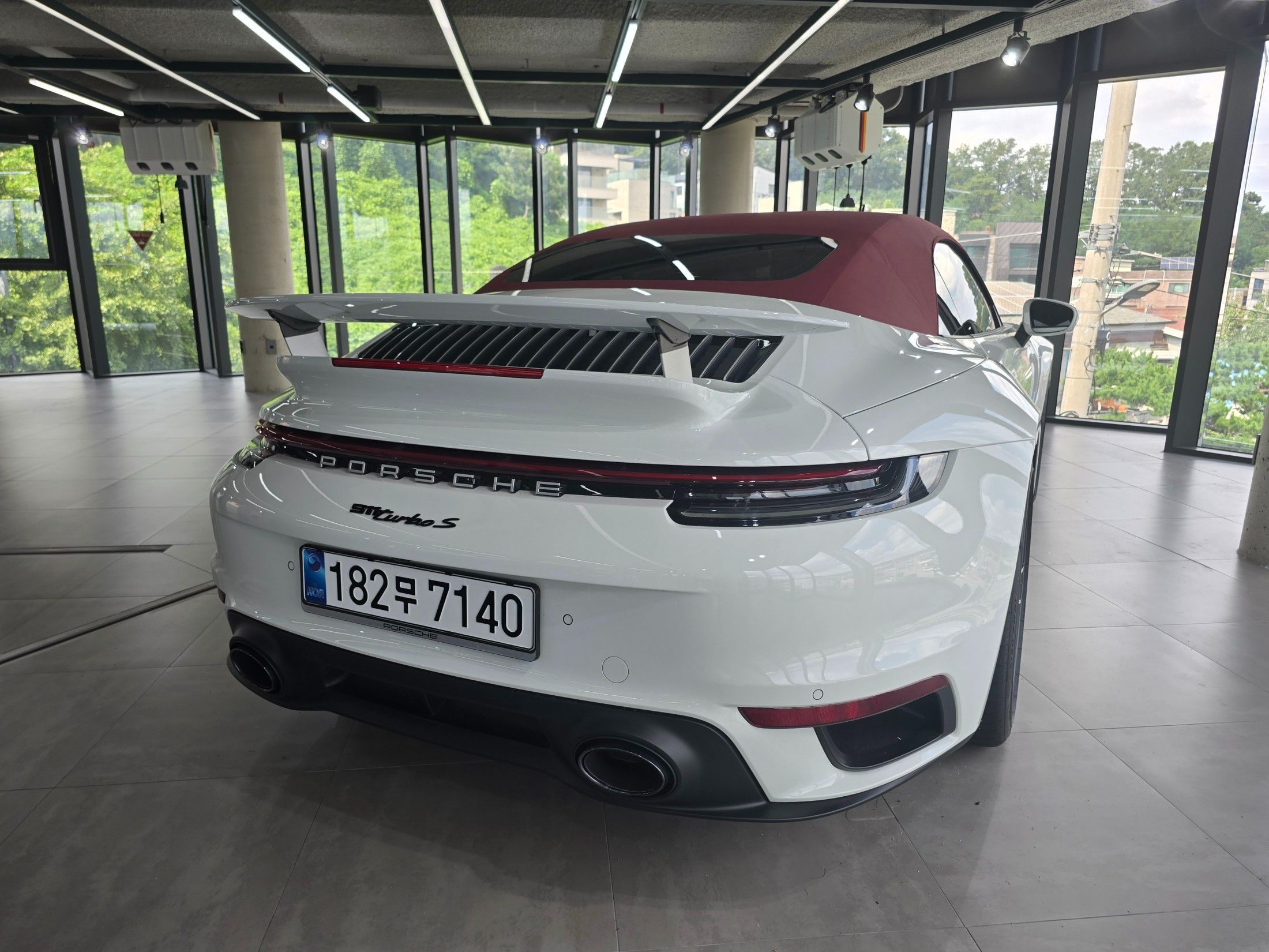 PORSCHE 911 992 2024
