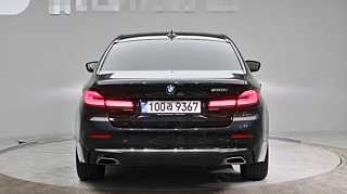 BMW 5-SERIES G30  520i Luxury 2022