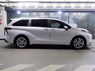 TOYOTA SIENNA 2023