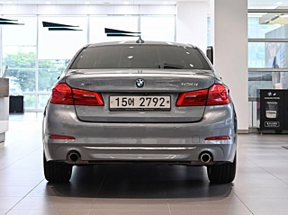 BMW 5-SERIES G30 2018