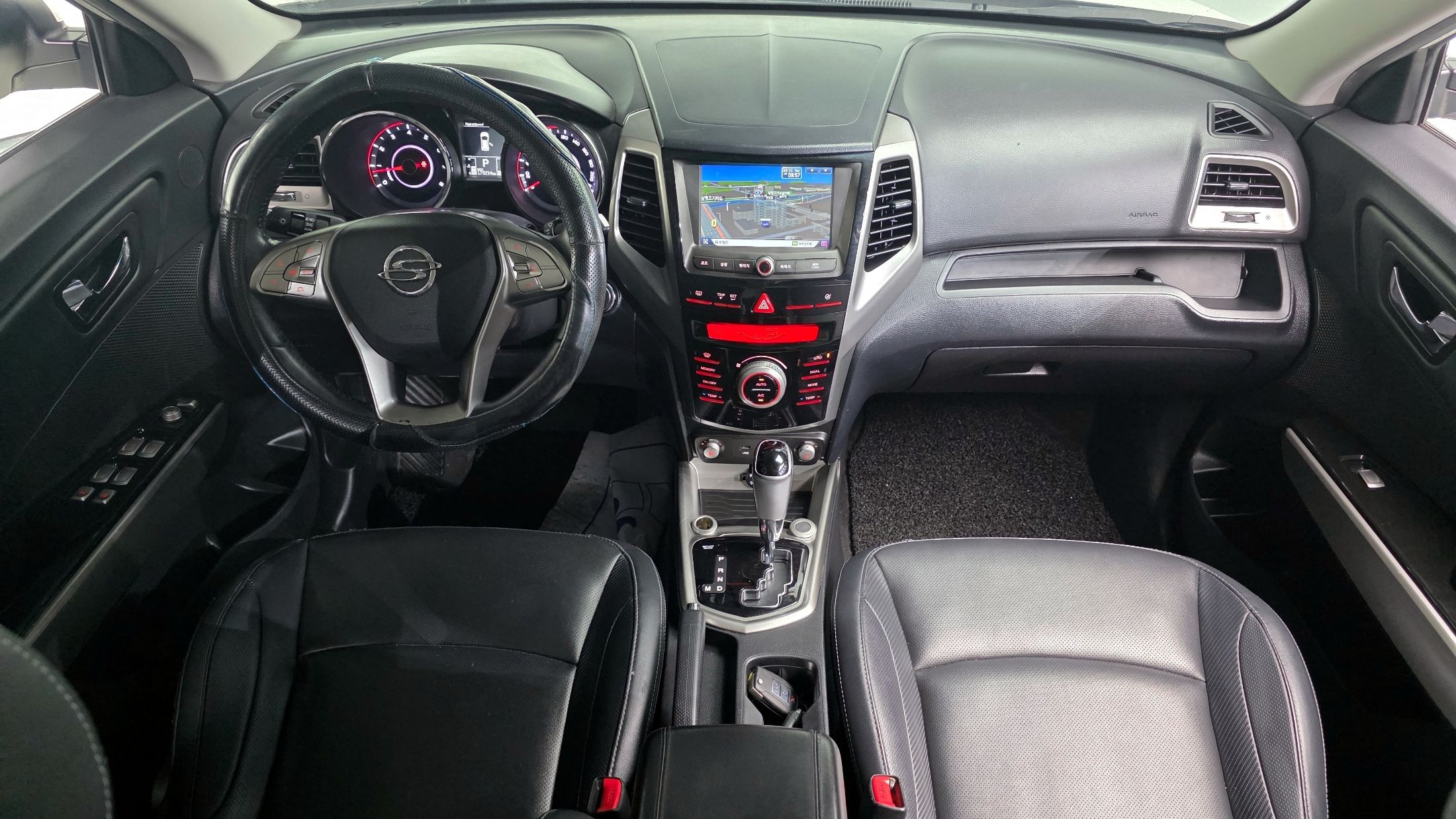 SSANGYONG TIVOLI 2016