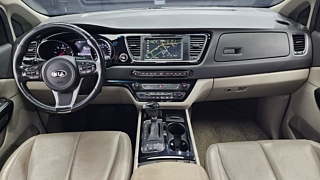 KIA CARNIVAL 2016