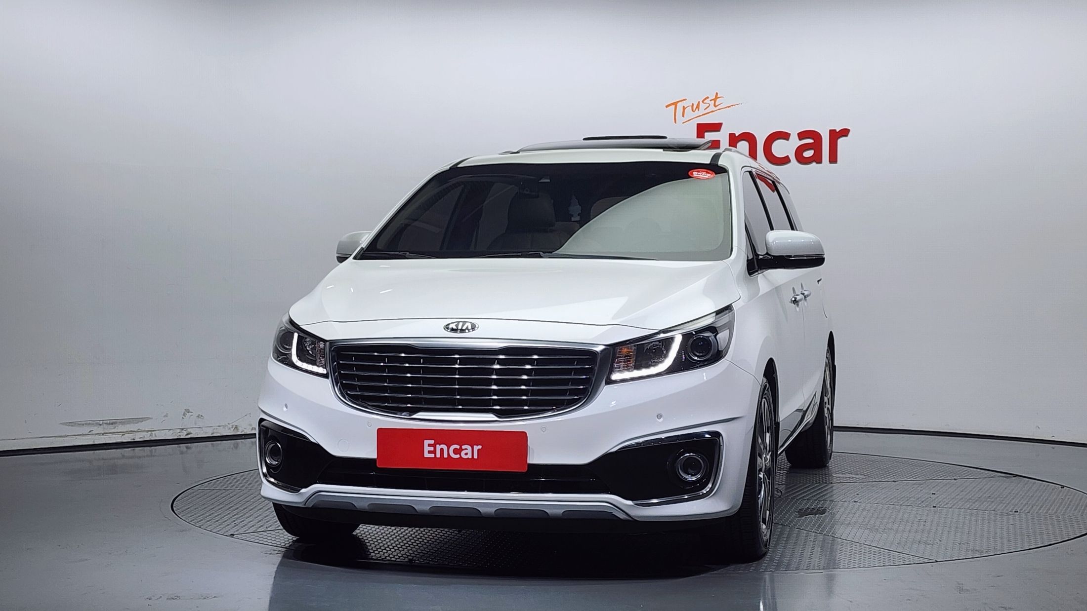 KIA CARNIVAL 2016