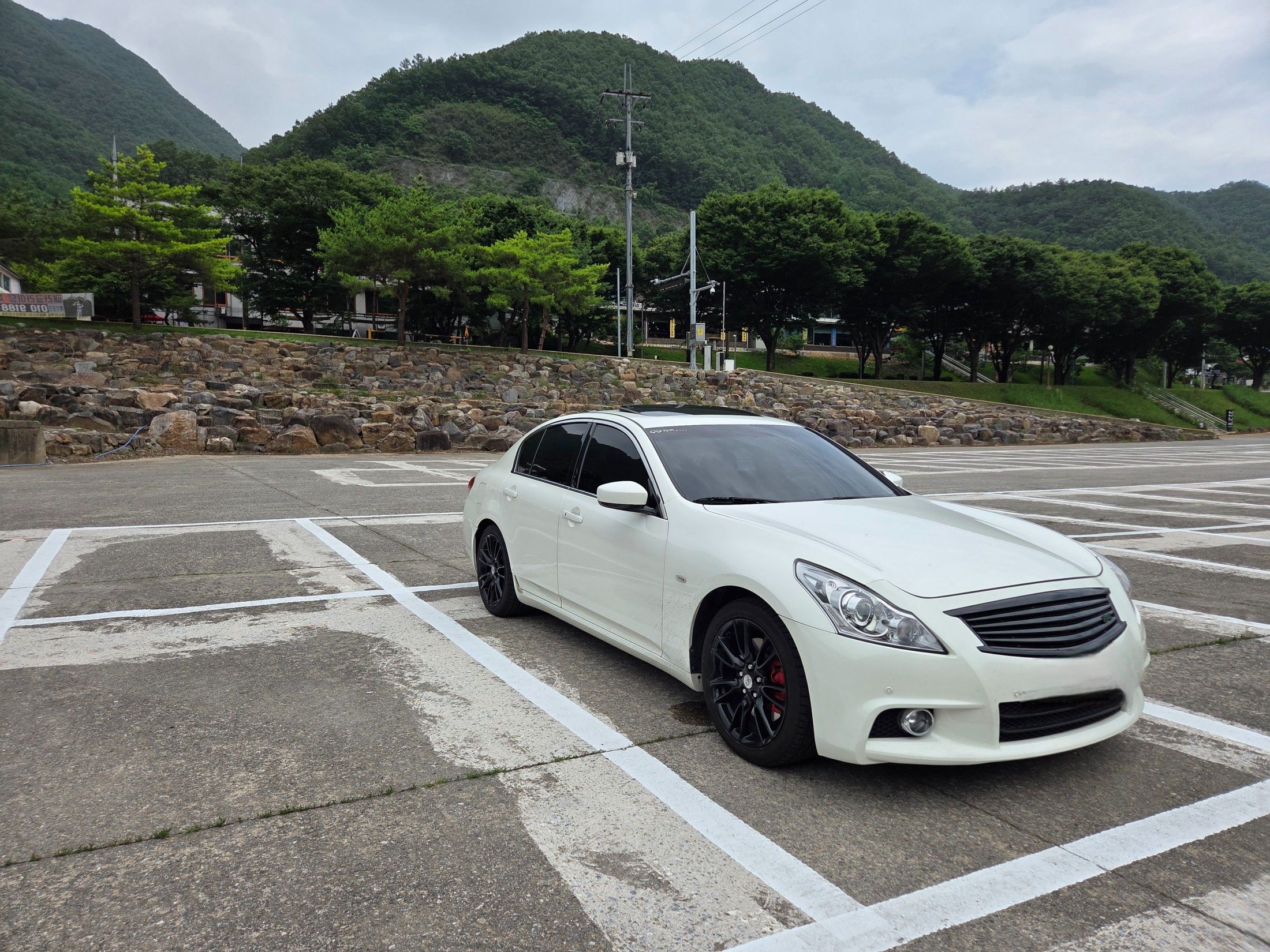 INFINITI G37 2008