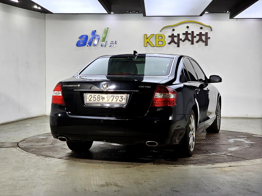 SSANGYONG CHAIRMAN W 2008