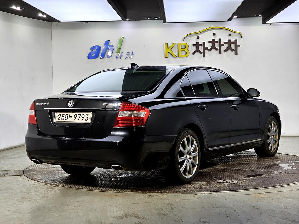 SSANGYONG CHAIRMAN W 2008