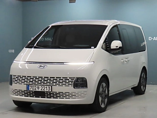 HYUNDAI STARIA  Tourer 11 Seater 2022