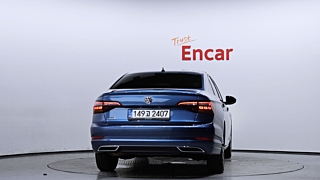 VOLKSWAGEN JETTA 2020
