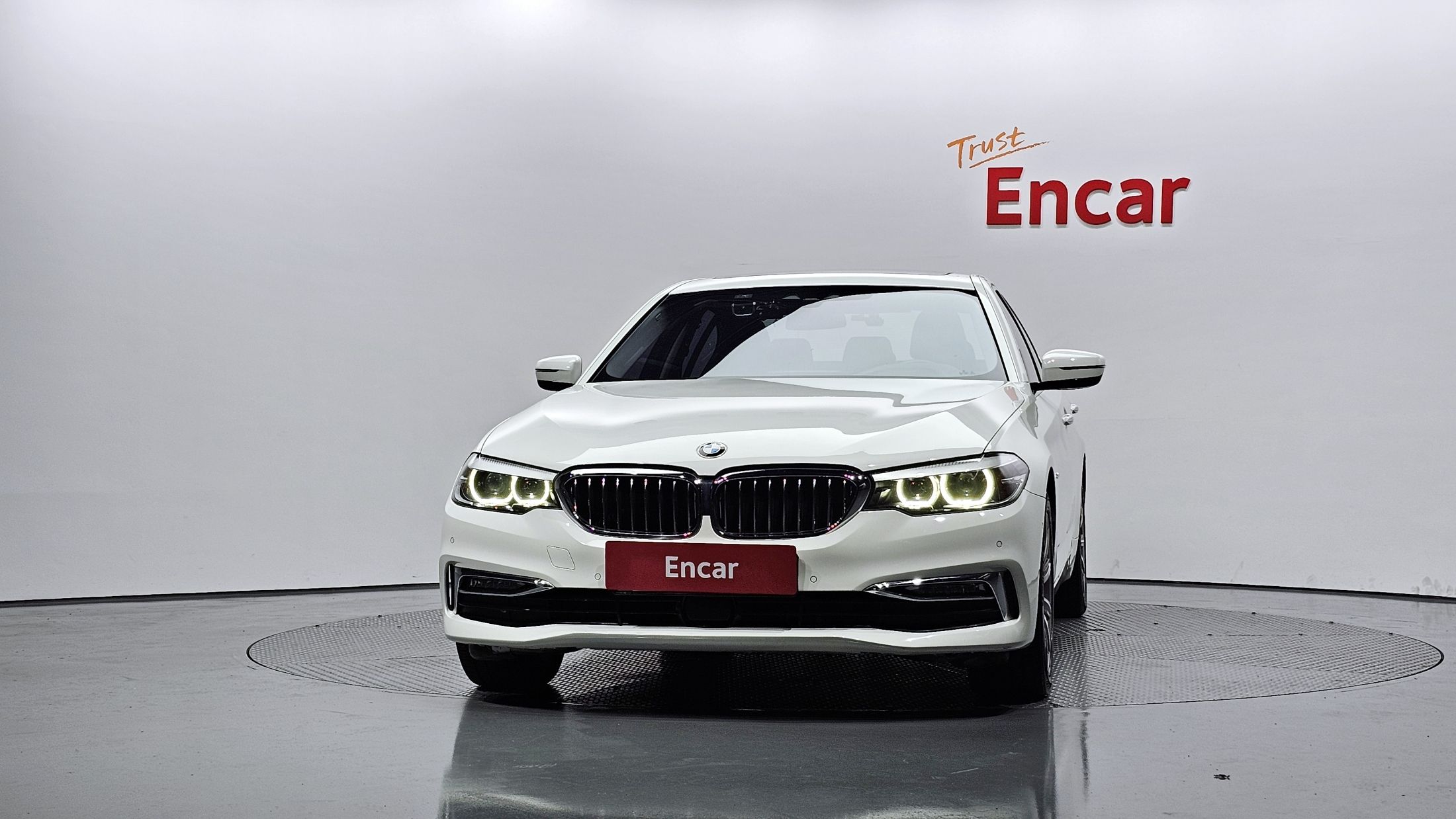 BMW 5-SERIES G30 2018