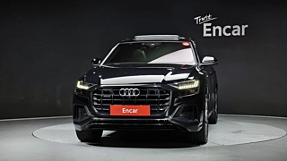 AUDI Q8 4M  2021