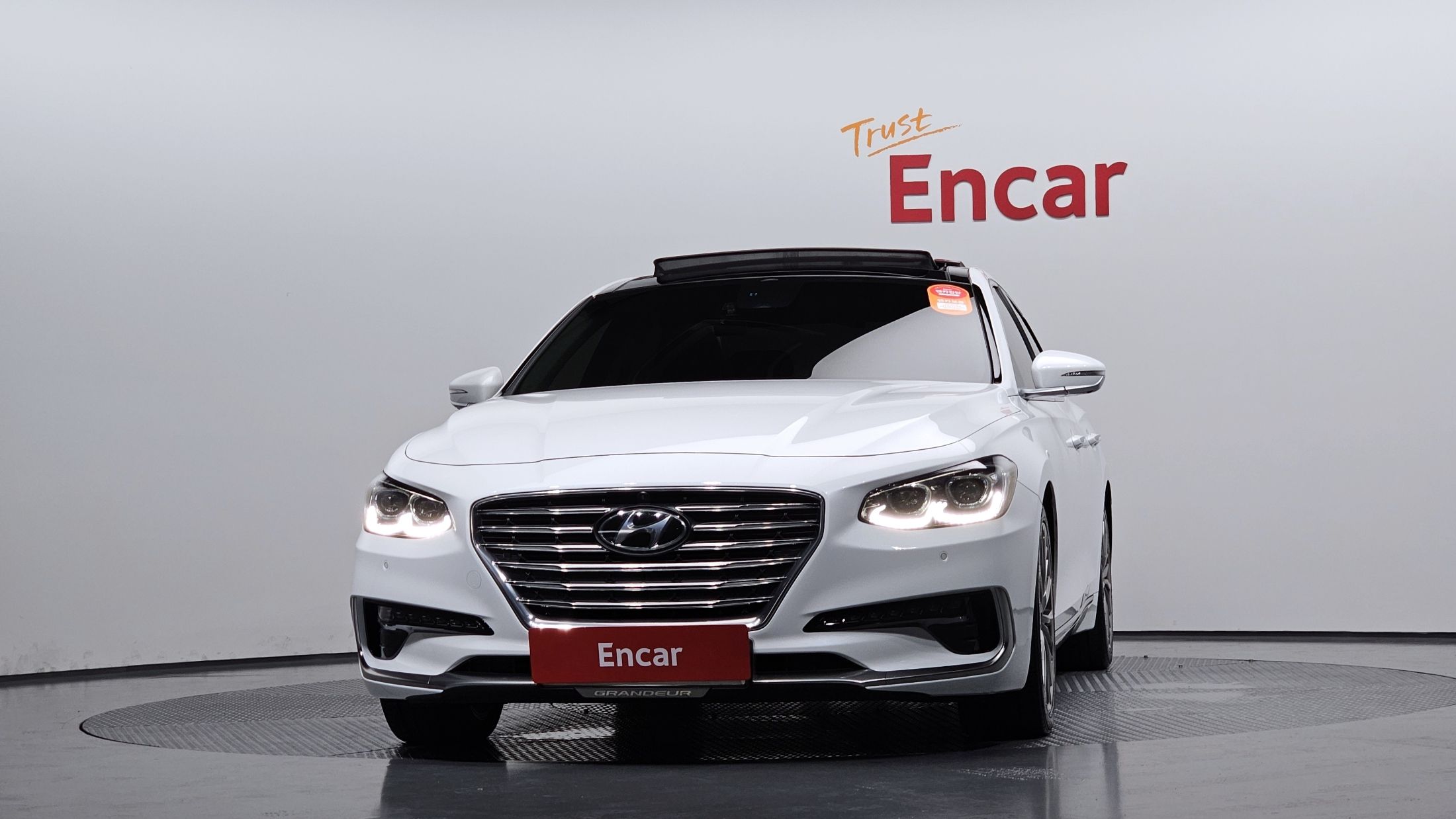 HYUNDAI GRANDEUR IG 2017