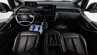HYUNDAI STARIA  Tourer 11 Seater 2021