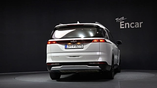 KIA CARNIVAL  4 GENERATION 9 Seater Prestige 2023